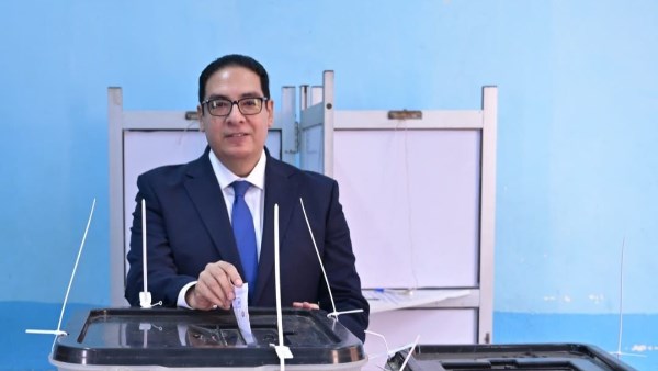 رئيس جامعة القاهرة 