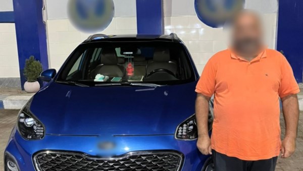 واقف فى الممنوع.. القبض على قائد سيارة بكفر الشيخ واقف فى الممنوع.. القبض على قائد سيارة بكفر الشيخ