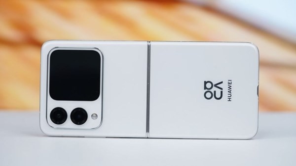 هاتف هواوي Nova Flip S