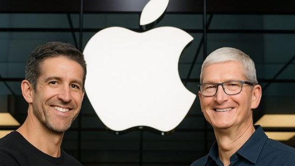 تيم كوك وجون تيرنوس