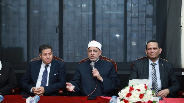رئيس جامعة الأزهر يدشن الصالون الثقافي بالمدينة الجامعية للطالبات