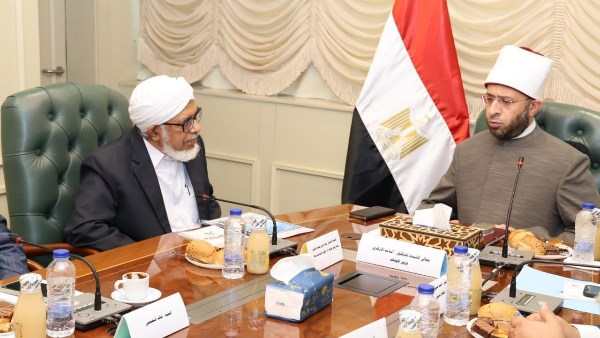  وزير الأوقاف ونائب رئيس جامعة دار الهدى بالهند