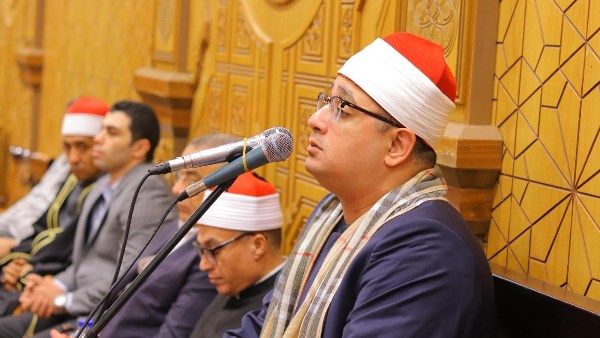  القارئ العالمي الشيخ محمود الشحات أنور