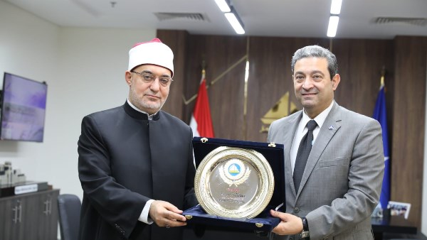 محافظ دمياط يستقبل مفتي الجمهورية