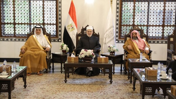 جانب من الندوة