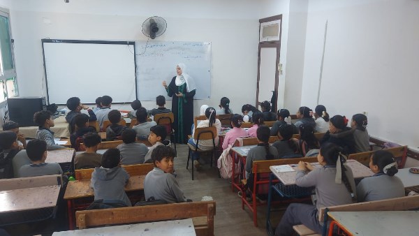 احدى الندوات بالمدارس