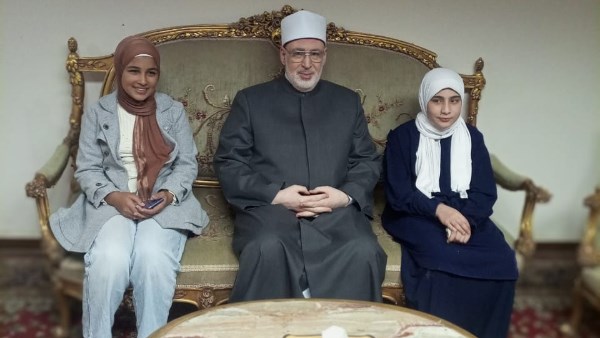 وكيل الأزهر يلتقي نماذج مضيئة من حفظة القرآن بالإسكندرية 
