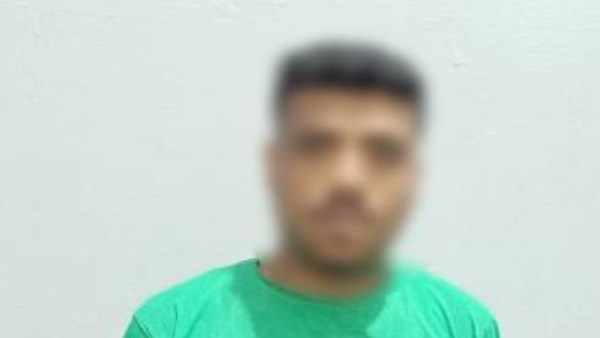 قائد سيارة بسوهاج