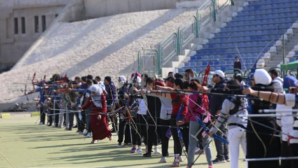 القوس والسهم 