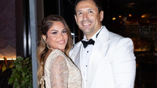 أحمد سالم ينشر صورا جديدة من عقد قرانه.. شاهد