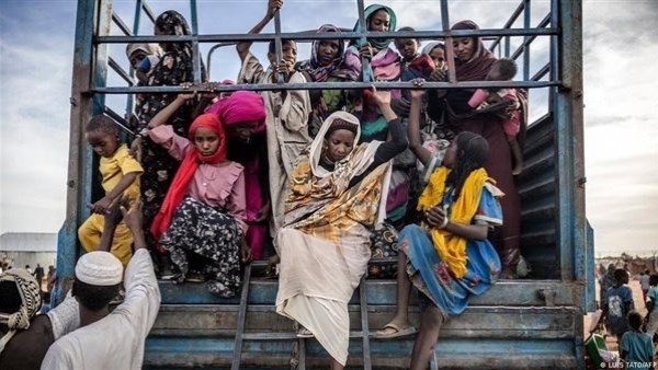 نازحين سودانيين  نازحين سودانيين