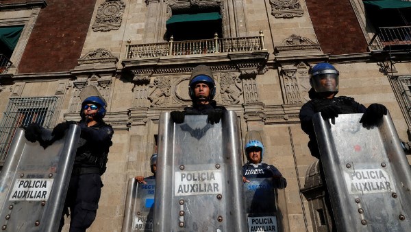 الشرطة المكسيكية 