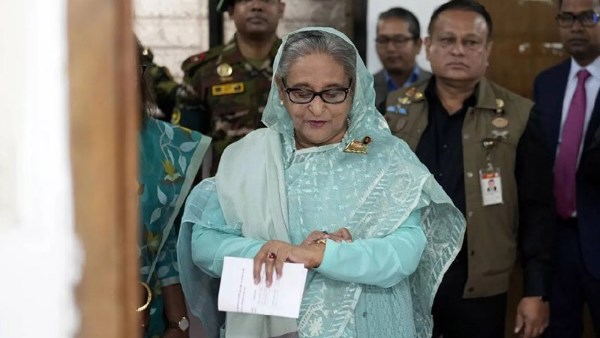 الشيخة حسينة 