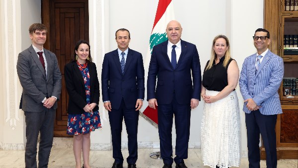 عون ووفد الأمم المتحدة 