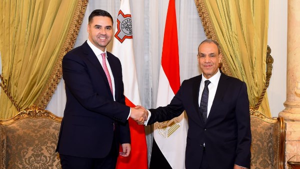 وزير الخارجية يلتقي نائب رئيس الوزراء ووزير الخارجية والسياحة بجمهورية مالطا