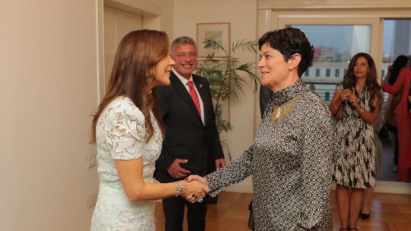 ملكة الدنمارك تشارك بحفل استقبال في مقر إقامة السفير خلال زيارتها للمشاركة بافتتاح المتحف المصري الكبير