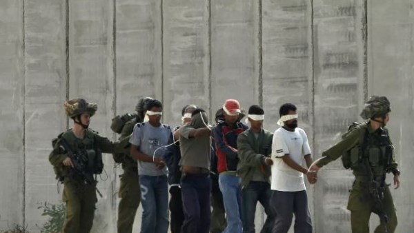 الاحتلال يفرج عن اسرى فلسطينيين