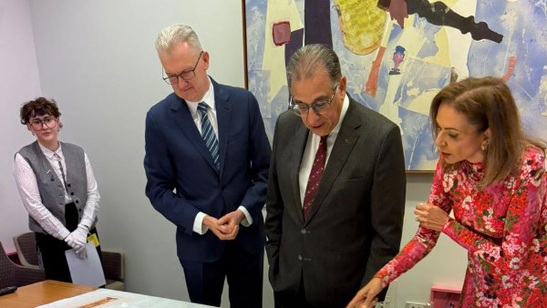 استراليا تسلم ١٧ قطعة اثرية نادرة إلى مصر تعود لحقب تاريخية مختلفة