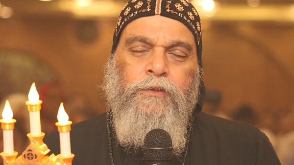 الأنبا بيشوي أسقف أسوان وتوابعها