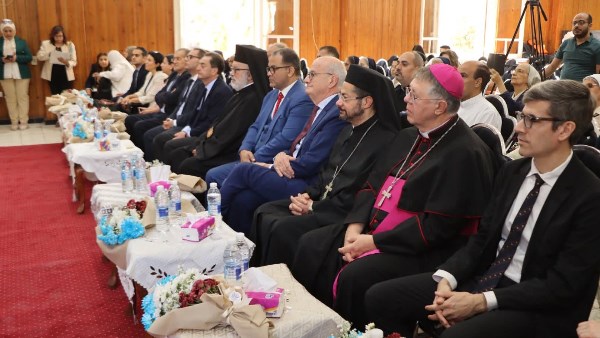 تعاون فرنسي كاثوليكي