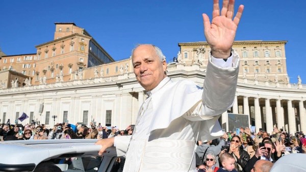 البابا لاون 