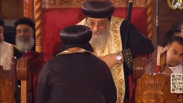 البابا تواضروس والأنبا أباكير 