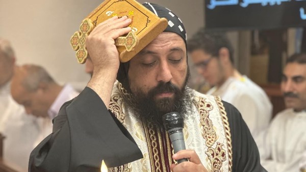  الأنبا أثناسيوس