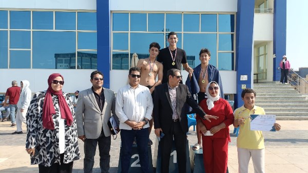 ابطال السباحة بشرم الشيخ 