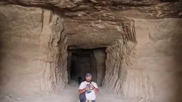 مغارات الجبل 