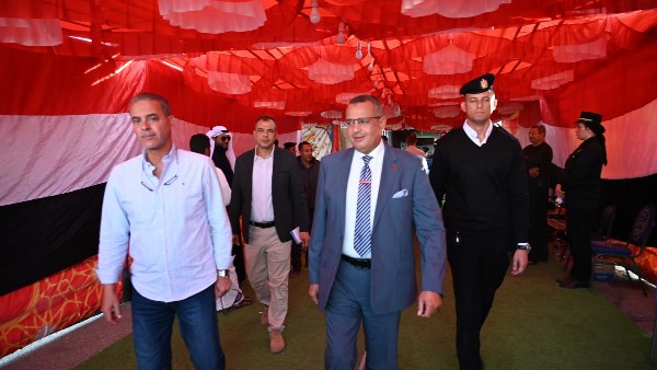 المحافظ بلجان شرم الشيخ 