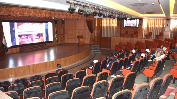 جانب من الزيارة