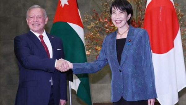 العاهل الأردني ورئيسة وزراء اليابان 