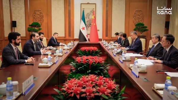 لقاء وانج والشيباني