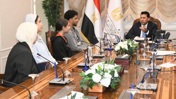 وزير الرياضة