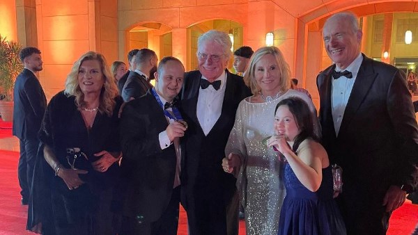 أبطال الأولمبياد الخاص يشاركون بحفل افتتاح مهرجان القاهرة السينمائي الدولي أبطال الأولمبياد الخاص يشاركون بحفل افتتاح مهرجان القاهرة السينمائي الدولي