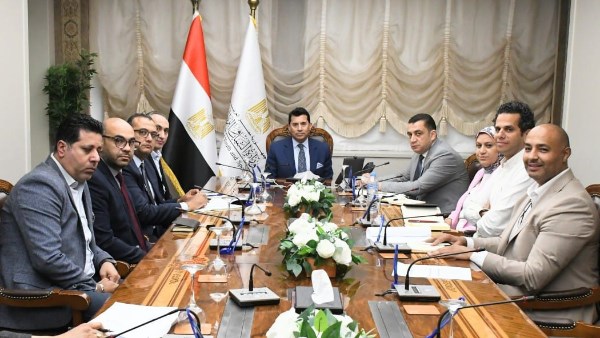 وزير الرياضة