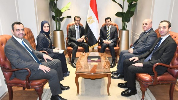 وزير الشباب والرياضة