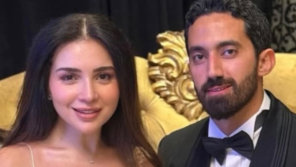 مي عز الدين وزوجها