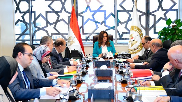 وزيرة البيئة