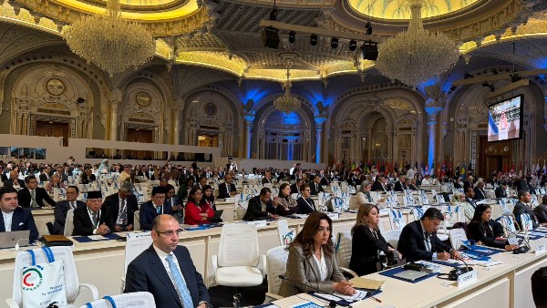 تشجيع استخدام الهيدروجين الأخضر