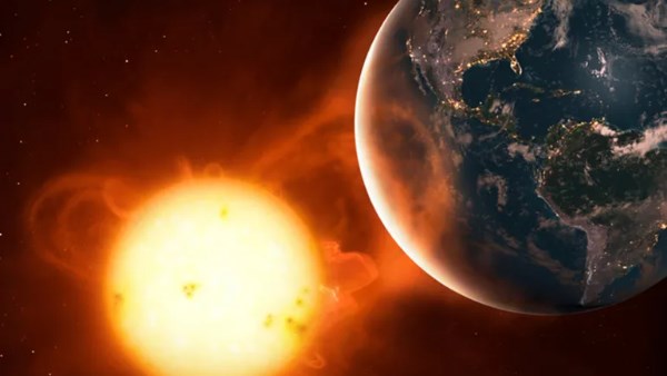 عاصفة شمسية 