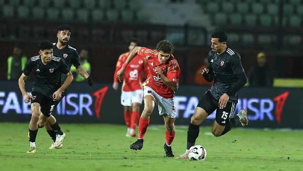 أندية عملاقة عينهم عليه.. نجم الأهلي الصاعد يخطف الاضواء| من هو؟ أندية عملاقة عينهم عليه.. نجم الأهلي الصاعد يخطف الاضواء| من هو؟