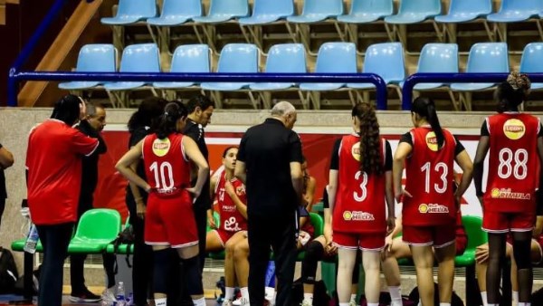 سيدات سلة الأهلي