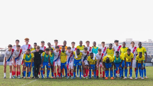 فاز فريق صن داونز