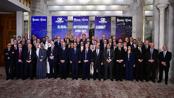 وزير الاتصالات