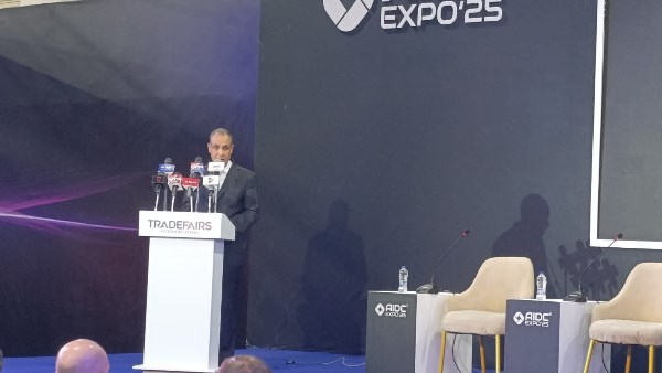 وزير الخارجية 