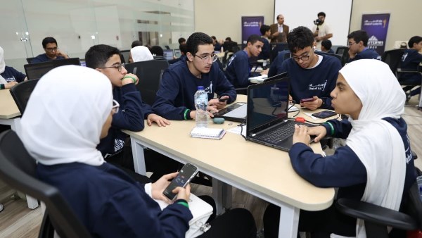 وزير الاتصالات