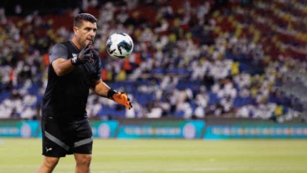 من فاركو إلى الزمالك.. من هو البرتغالي فيتور بيريرا مدرب حراس القلعة البيضاء الجديد؟ من فاركو إلى الزمالك.. من هو البرتغالي فيتور بيريرا مدرب حراس القلعة البيضاء الجديد؟