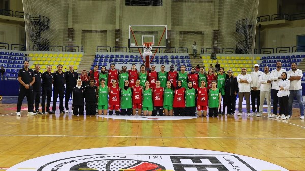 الأهلي وسبورتنج 