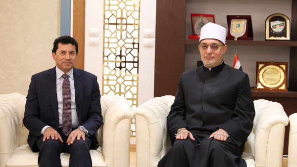 مفتي الجمهورية خلال لقائه بوزير الشباب و الرياضة